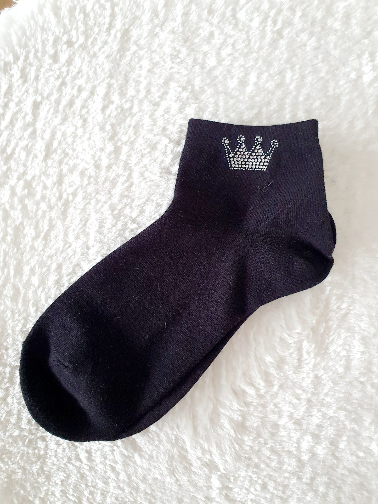 Söckchen mit einem Krönchen 👑